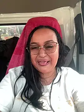 Snapshot of Gia_Nahomi chatting on December 12, 2024, 3:59 pm Gia Nahomi online show from December 12, 2024, 3:59 pm