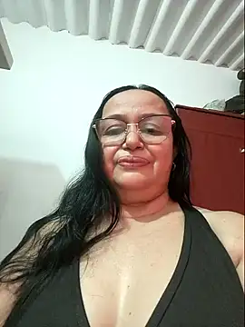 Snapshot of Gia_Nahomi chatting on January 11, 2025, 10:07 pm Gia Nahomi online show from January 11, 2025, 10:07 pm