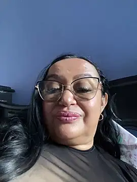 Snapshot of Gia_Nahomi chatting on December 13, 2024, 8:37 pm Gia Nahomi online show from December 13, 2024, 8:37 pm