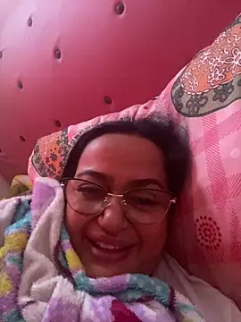 Snapshot of Gia_Nahomi chatting on January 7, 2025, 2:08 pm Gia Nahomi online show from January 7, 2025, 2:08 pm