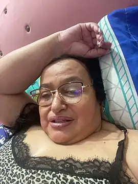 Snapshot of Gia_Nahomi chatting on March 15, 2025, 2:14 am Gia Nahomi online show from March 15, 2025, 2:14 am