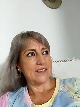 Snapshot of almaluna7 chatting on October 14, 2025, 11:36 pm almaluna7 online show from October 14, 2025, 11:36 pm