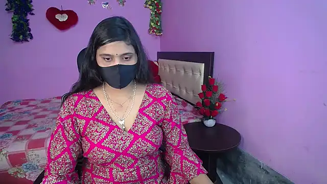 Hot Maleka online show from June 3, 2026, 4:55 pm