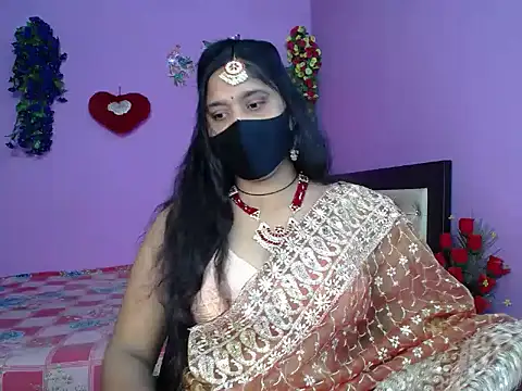 Hot Maleka online show from May 11, 2026, 4:48 pm