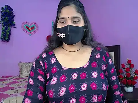 Hot Maleka online show from March 2, 2026, 4:36 pm