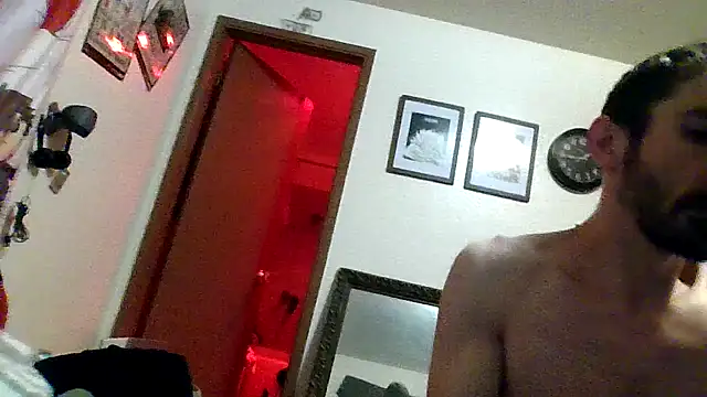 SlammyDjr online show from December 17, 2025, 9:36 am