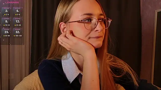 Tiffanyhunt online show from February 10, 2026, 3:11 pm