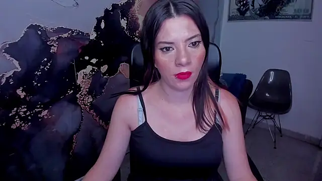 DanaaRey online show from December 16, 2025, 11:25 am