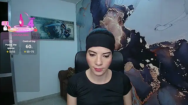 DanaaRey online show from September 25, 2025, 2:23 pm