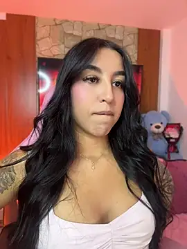 Tamara Roberts1 online show from July 10, 2026, 1:38 am