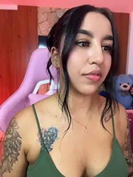 Tamara Roberts1 online show from July 15, 2026, 1:45 am