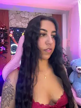 Tamara Roberts1 online show from December 18, 2025, 8:23 pm