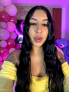 Tamara Roberts1 online show from September 25, 2025, 4:07 am