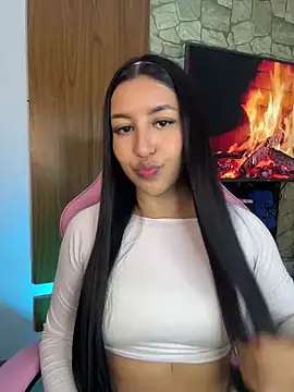 Tamara Roberts1 online show from March 19, 2025, 2:59 am