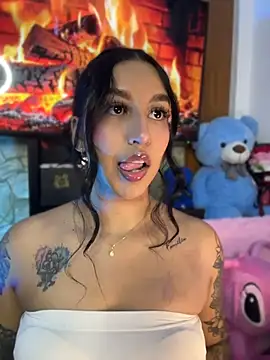 Tamara Roberts1 online show from August 1, 2026, 3:04 am