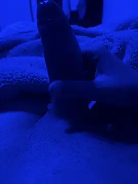 paolone79037 online show from April 22, 2026, 8:59 pm