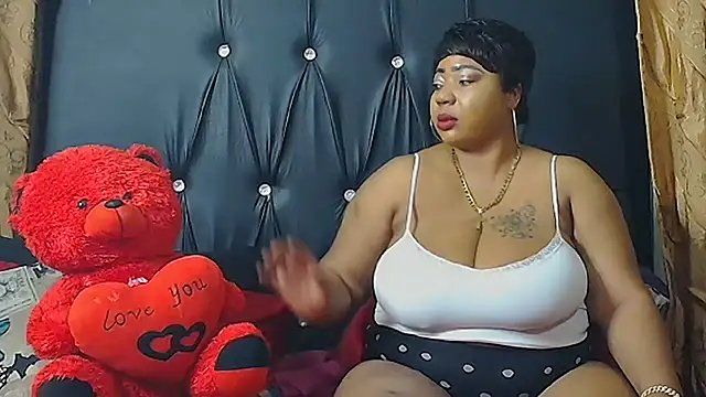 HUMONGUOUSTITSS online show from October 3, 2025, 4:19 pm