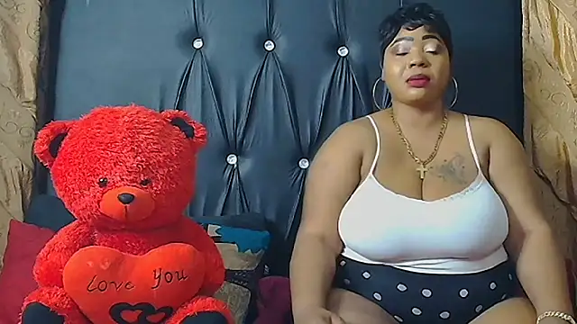 HUMONGUOUSTITSS online show from October 8, 2025, 4:08 pm