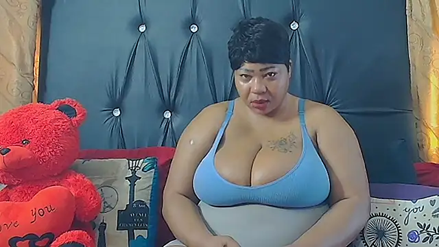 HUMONGUOUSTITSS online show from September 14, 2025, 8:26 am