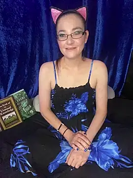 Cutebitchxh online show from April 26, 2026, 3:26 am