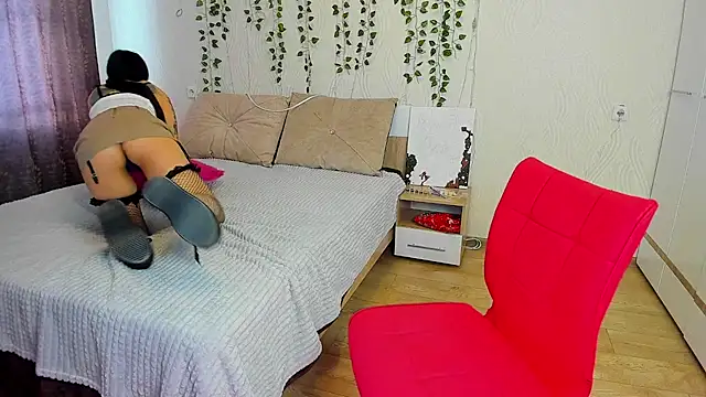 Megan Black Moon online show from March 5, 2025, 4:56 am