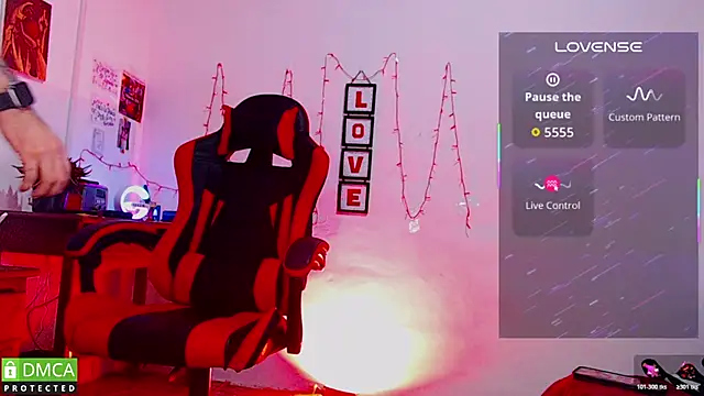 Snapshot of Diilanhott chatting on February 27, 2026, 12:33 am Diilanhott online show from February 27, 2026, 12:33 am