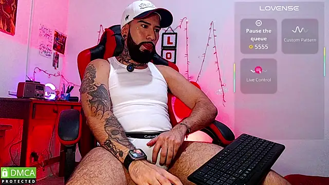 Snapshot of Diilanhott chatting on February 17, 2026, 5:32 pm Diilanhott online show from February 17, 2026, 5:32 pm