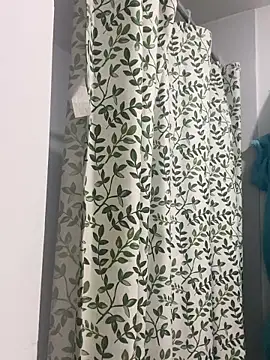 Cafeziitha02 online show from October 26, 2025, 1:28 am