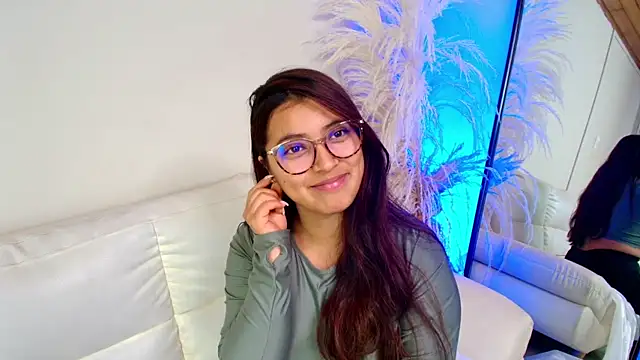 Snapshot of Rebeca_Williams_ chatting on February 19, 2025, 6:00 am Rebeca Williams online show from February 19, 2025, 6:00 am