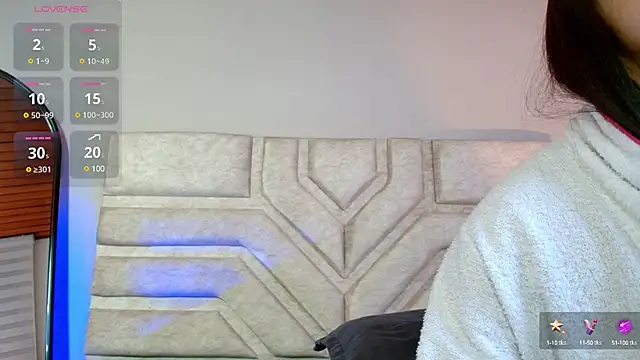 Snapshot of Rebeca_Williams_ chatting on March 7, 2025, 12:37 am Rebeca Williams online show from March 7, 2025, 12:37 am