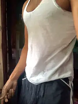 Snapshot of Vampire_xoxo chatting on February 4, 2025, 7:51 am Vampire xoxo online show from February 4, 2025, 7:51 am