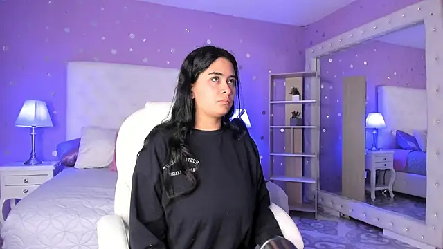 scarlette 15  online show from October 10, 2025, 3:07 am