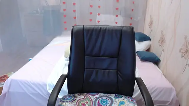 OlgaHottie online show from October 20, 2025, 11:27 pm