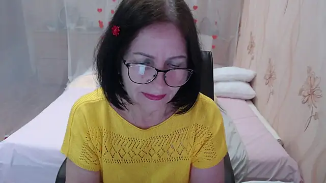 OlgaHottie online show from October 12, 2025, 11:06 pm