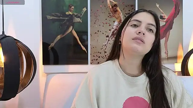 leiya 1303 online show from December 15, 2024, 7:53 pm