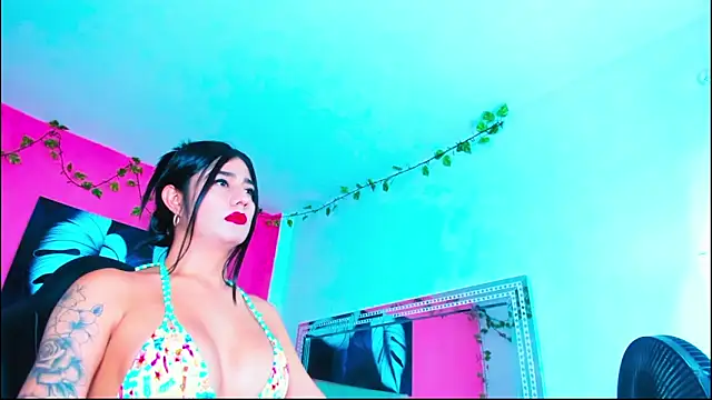 Snapshot of ZachaTompson chatting on February 8, 2026, 9:01 pm ZachaTompson online show from February 8, 2026, 9:01 pm