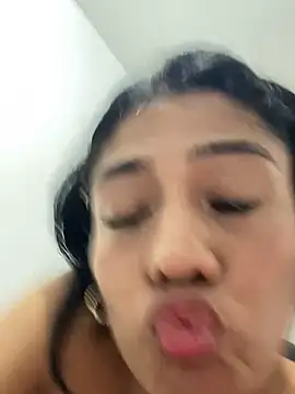 ZachaTompson online show from September 18, 2025, 3:59 pm