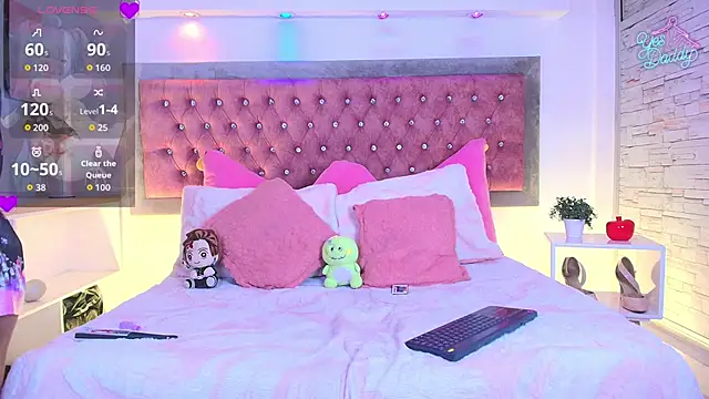 EmmaWilder online show from January 7, 2026, 8:36 pm