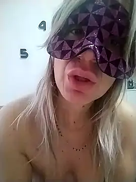 porcedda38 online show from February 3, 2025, 6:45 am