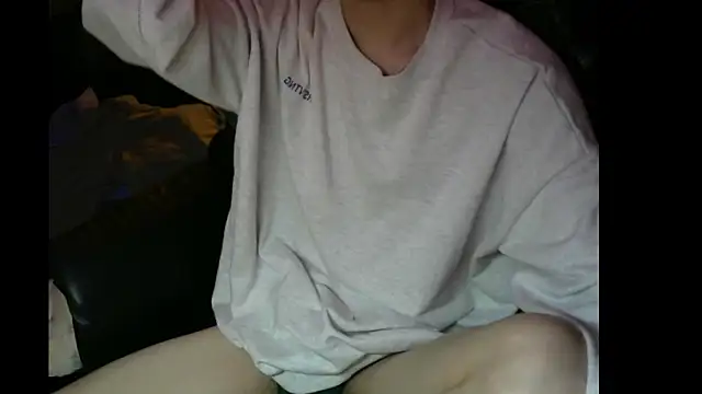 Ray175oo online show from March 16, 2025, 4:34 pm