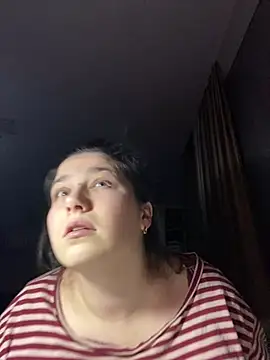 Snapshot of Tanya-UK chatting on February 1, 2025, 7:34 pm Tanya-UK online show from February 1, 2025, 7:34 pm