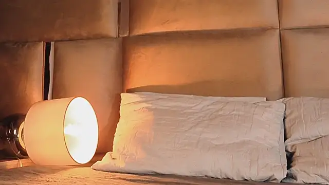 angelinepossy online show from September 19, 2025, 10:03 pm