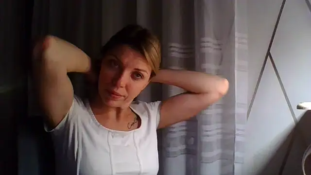 VelvetLove287 online show from March 22, 2025, 7:42 pm