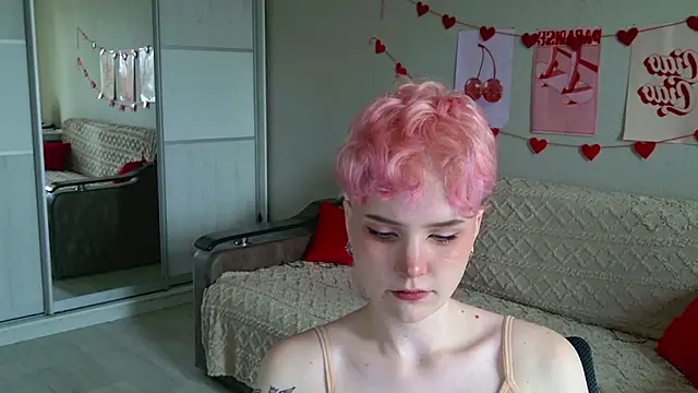 School Love online show from September 11, 2025, 11:10 am