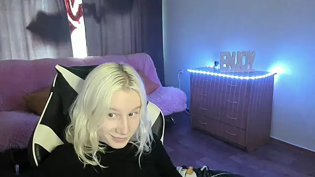EnigmaSee online show from May 18, 2026, 5:23 am