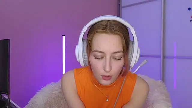 MichaDenver online show from February 21, 2025, 2:28 am