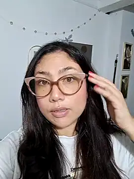 Mia Ruiz online show from February 21, 2025, 1:44 am