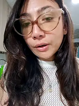 Mia Ruiz online show from March 18, 2025, 3:56 am