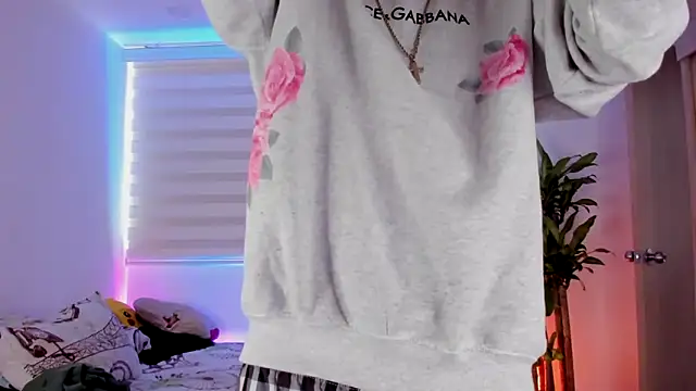 Snapshot of aldrinwhite chatting on October 24, 2025, 4:39 pm aldrinwhite online show from October 24, 2025, 4:39 pm