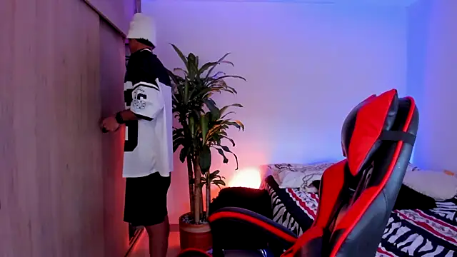 aldrinwhite online show from March 5, 2026, 4:03 pm